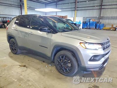 Czwarte zdjęcie samochodu z boku: 2022 JEEP COMPASS LATITUDE VIN:3C4NJDBB2NT228617 - miniatura
