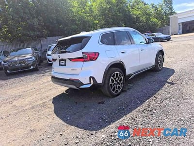 Czwarte zdjęcie samochodu z boku: 2026 BMW X1 XDRIVE28I VIN:WBX73EF07T5420438 - miniatura