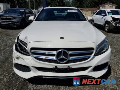 Piąte zdjęcie samochodu w środku: 2018 MERCEDES-BENZ C 350E VIN:55SWF4HB9JU236525 - miniatura