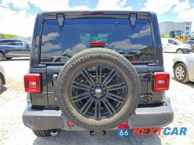 Zdjęcie 6 z 12 samochodu: 2019 JEEP WRANGLER UNLIMITED SAHARA VIN:1C4HJXEG6KW583060 - miniatura