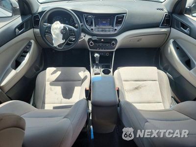 Zdjęcie 8 z 14 samochodu: 2017 HYUNDAI TUCSON SE VIN:KM8J33A48HU327535 - miniatura