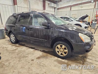 Czwarte zdjęcie samochodu z boku: 2008 KIA SEDONA LX VIN:KNDMB233586229666 - miniatura