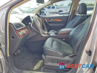 Zdjęcie 7 z 13 samochodu: 2012 LINCOLN MKX VIN:2LMDJ8JK2CBL02096 - miniatura