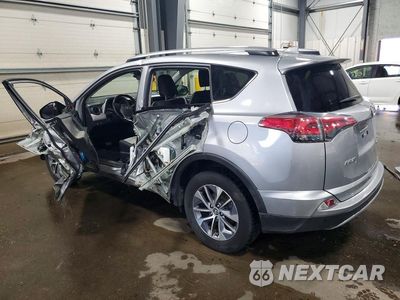 Trzecie zdjęcie samochodu z tyłu: 2017 TOYOTA RAV4 HYBRID XLE VIN:JTMRJREV6HD112528 - miniatura