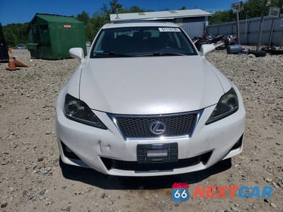 Piąte zdjęcie samochodu w środku: 2012 LEXUS IS 250 VIN:JTHCF5C28C5056909 - miniatura