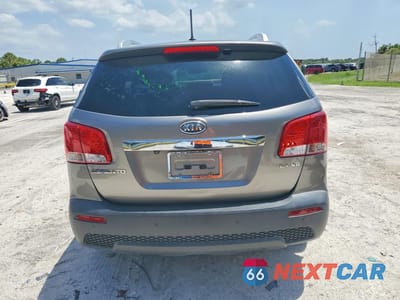 Zdjęcie 6 z 14 samochodu: 2012 KIA SORENTO EX VIN:5XYKU4A21CG210559 - miniatura
