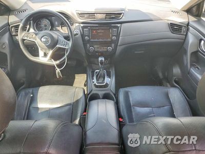 Zdjęcie 8 z 13 samochodu: 2019 NISSAN ROGUE SV VIN:KNMAT2MT8KP513230 - miniatura