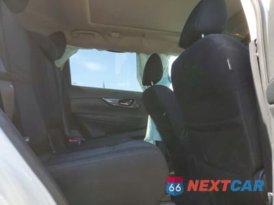 Zdjęcie 11 z 13 samochodu: 2018 NISSAN ROGUE S VIN:5N1AT2MV3JC747150 - miniatura