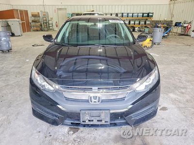 Piąte zdjęcie samochodu w środku: 2018 HONDA CIVIC LX VIN:2HGFC2F58JH572805 - miniatura