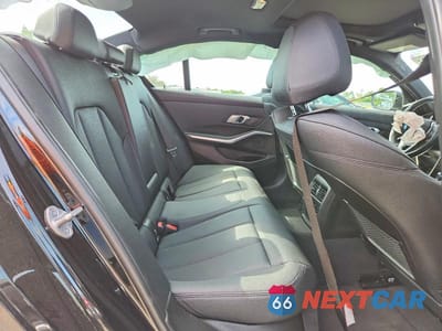 Zdjęcie 10 z 12 samochodu: 2021 BMW 330XI VIN:3MW5R7J01M8B65650 - miniatura