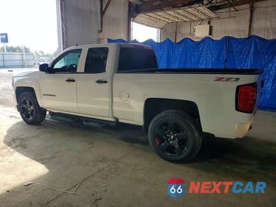 Drugie zdjęcie samochodu z przodu: 2017 CHEVROLET SILVERADO K1500 LT VIN:1GCVKREC4HZ287700 - miniatura