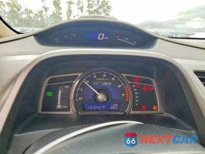 Zdjęcie 9 z 13 samochodu: 2008 HONDA CIVIC HYBRID VIN:JHMFA36208S026002 - miniatura