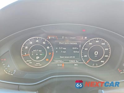 Zdjęcie 9 z 12 samochodu: 2017 AUDI A4 PRESTIGE VIN:WAUFNAF45HN036273 - miniatura