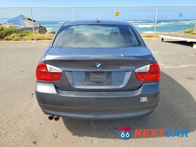 Zdjęcie 6 z 13 samochodu: 2006 BMW 325 I VIN:WBAVB13566KX65575 - miniatura