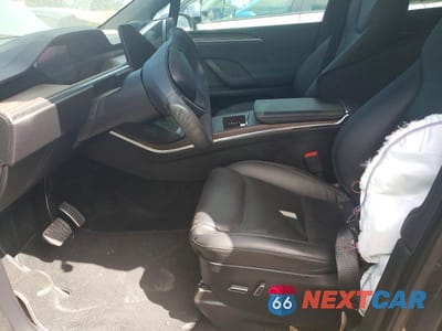 Zdjęcie 7 z 12 samochodu: 2023 TESLA MODEL X VIN:7SAXCBE56PF374617 - miniatura