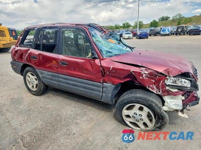 Czwarte zdjęcie samochodu z boku: 1998 TOYOTA RAV4 BASE VIN:JT3HP10V6W7106618 - miniatura