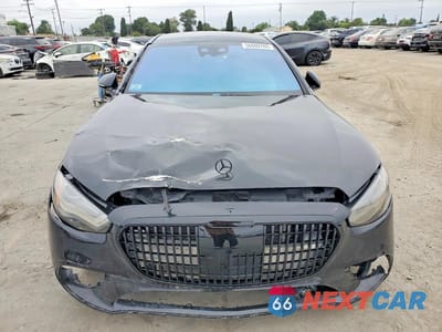 Piąte zdjęcie samochodu w środku: 2021 MERCEDES-BENZ S 580 4MATIC VIN:W1K6G7GB1MA035044 - miniatura