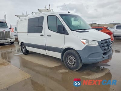 Czwarte zdjęcie samochodu z boku: 2022 MERCEDES-BENZ SPRINTER 2500 VIN:W1Y4DBHY2NT082780 - miniatura