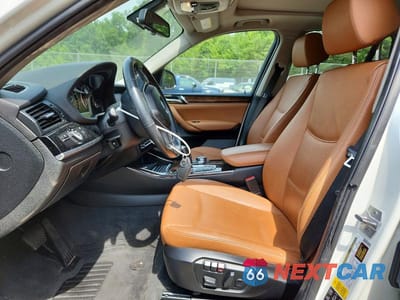 Zdjęcie 7 z 13 samochodu: 2017 BMW X3 XDRIVE28I VIN:5UXWX9C32H0W68070 - miniatura