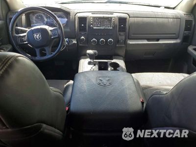 Zdjęcie 8 z 12 samochodu: 2012 DODGE RAM 1500 SPORT VIN:1C6RD7MT9CS288691 - miniatura