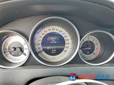 Zdjęcie 9 z 12 samochodu: 2013 MERCEDES-BENZ C 300 4MATIC VIN:WDDGF8AB1DR251774 - miniatura