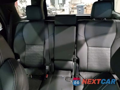 Zdjęcie 10 z 13 samochodu: 2026 TOYOTA 4RUNNER TRD OFF-ROAD PREMIUM VIN:JTEVA5BR7T5113636 - miniatura