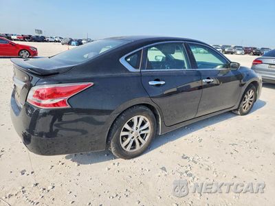 Piąte zdjęcie samochodu w środku: 2014 NISSAN ALTIMA 2.5 S VIN:1N4AL3APXEC426413 - miniatura