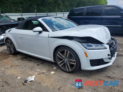 Czwarte zdjęcie samochodu z boku: 2018 AUDI TT VIN:TRUT5CFV2J1002675 - miniatura