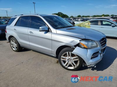 Czwarte zdjęcie samochodu z boku: 2014 MERCEDES-BENZ ML 350 VIN:4JGDA5JB5EA298439 - miniatura
