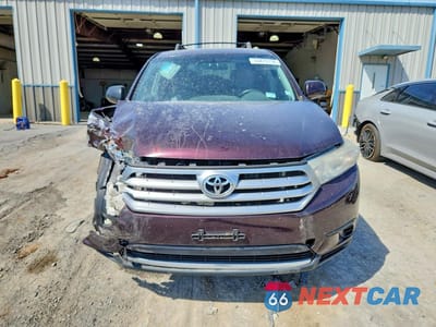 Piąte zdjęcie samochodu w środku: 2013 TOYOTA HIGHLANDER BASE VIN:5TDBK3EH7DS270316 - miniatura
