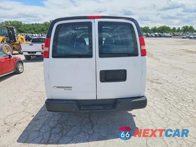 Zdjęcie 6 z 13 samochodu: 2014 CHEVROLET EXPRESS G1500 VIN:1GCSGAFX9E1191465 - miniatura