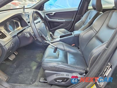 Zdjęcie 7 z 12 samochodu: 2016 VOLVO S60 R DESIGN VIN:YV126MFP7G2396889 - miniatura