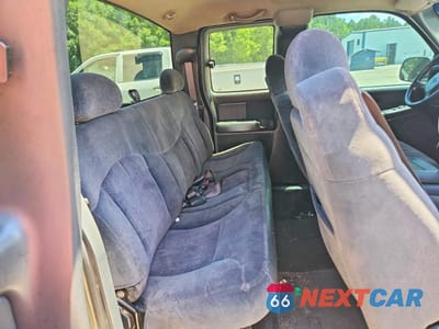 Zdjęcie 10 z 12 samochodu: 2001 CHEVROLET SILVERADO C1500 VIN:2GCEC19V211370261 - miniatura