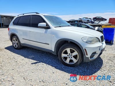 Czwarte zdjęcie samochodu z boku: 2012 BMW X5 XDRIVE35I VIN:5UXZV4C51CL987412 - miniatura