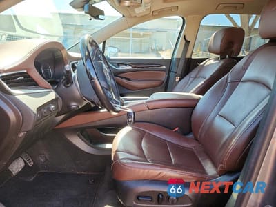 Zdjęcie 7 z 14 samochodu: 2018 BUICK ENCLAVE AVENIR VIN:5GAEVCKWXJJ270098 - miniatura