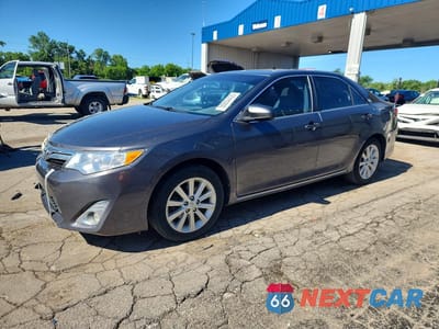 2013 TOYOTA CAMRY XLE 4T4BF1FK3DR318202 - główne zdjęcie licytacji z USA - miniatura