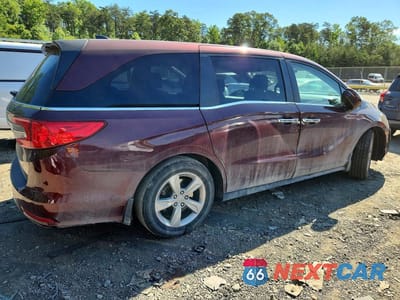 Trzecie zdjęcie samochodu z tyłu: 2020 HONDA ODYSSEY EXL VIN:5FNRL6H73LB071119 - miniatura