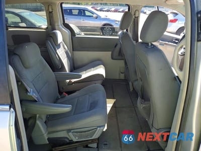 Zdjęcie 11 z 13 samochodu: 2009 CHRYSLER TOWN & COUNTRY LX VIN:2A8HR44E09R552244 - miniatura