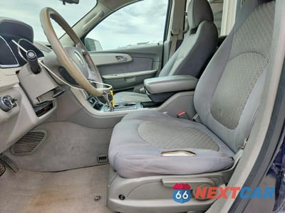 Zdjęcie 7 z 13 samochodu: 2012 CHEVROLET TRAVERSE LS VIN:1GNKREED8CJ134283 - miniatura