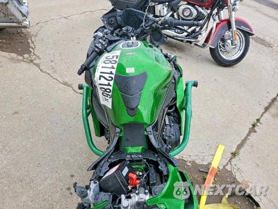 Zdjęcie 6 z 9 samochodu: 2022 KAWASAKI ZX1002 R VIN:JKBZXVR12NA000052 - miniatura
