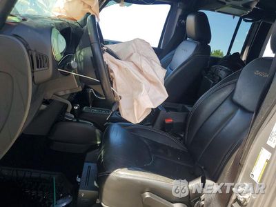 Zdjęcie 7 z 13 samochodu: 2018 JEEP WRANGLER UNLIMITED SAHARA VIN:1C4HJWEG2JL869806 - miniatura