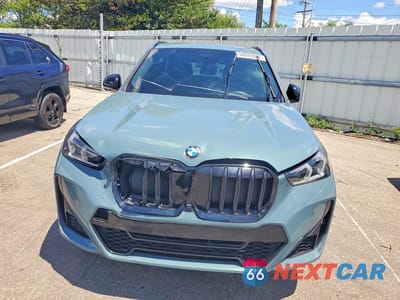 Piąte zdjęcie samochodu w środku: 2023 BMW X1 XDRIVE28I VIN:WBX73EF00P5W78466 - miniatura