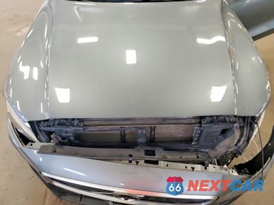 Zdjęcie 11 z 12 samochodu: 2020 VOLVO V60 T5 R-DESIGN VIN:YV1102EM9L2370510 - miniatura