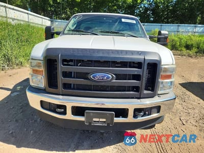 Piąte zdjęcie samochodu w środku: 2010 FORD F250 SUPER DUTY VIN:1FTNF2B56AEA03532 - miniatura