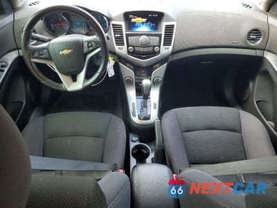 Zdjęcie 8 z 12 samochodu: 2013 CHEVROLET CRUZE LT VIN:1G1PC5SB1D7108473 - miniatura