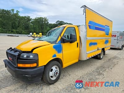 2022 GMC SAVANA G3500 BOX TRUCK 7GZ37TC7XNN000247 - główne zdjęcie licytacji z USA - miniatura