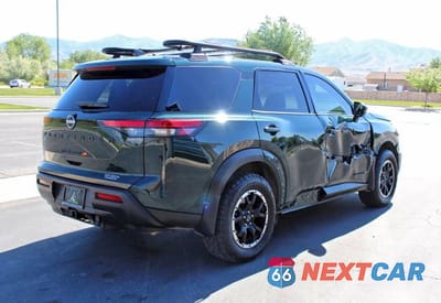 Trzecie zdjęcie samochodu z tyłu: 2024 NISSAN PATHFINDER ROCK CREEK VIN:5N1DR3BD7RC259150 - miniatura