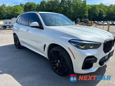 Czwarte zdjęcie samochodu z boku: 2022 BMW X5 SDRIVE 40I VIN:5UXCR4C03N9K04928 - miniatura