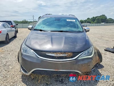 Piąte zdjęcie samochodu w środku: 2019 CHRYSLER PACIFICA LIMITED VIN:2C4RC1GG0KR587705 - miniatura