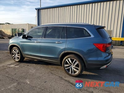 Drugie zdjęcie samochodu z przodu: 2017 HONDA PILOT TOURING VIN:5FNYF5H96HB019120 - miniatura
